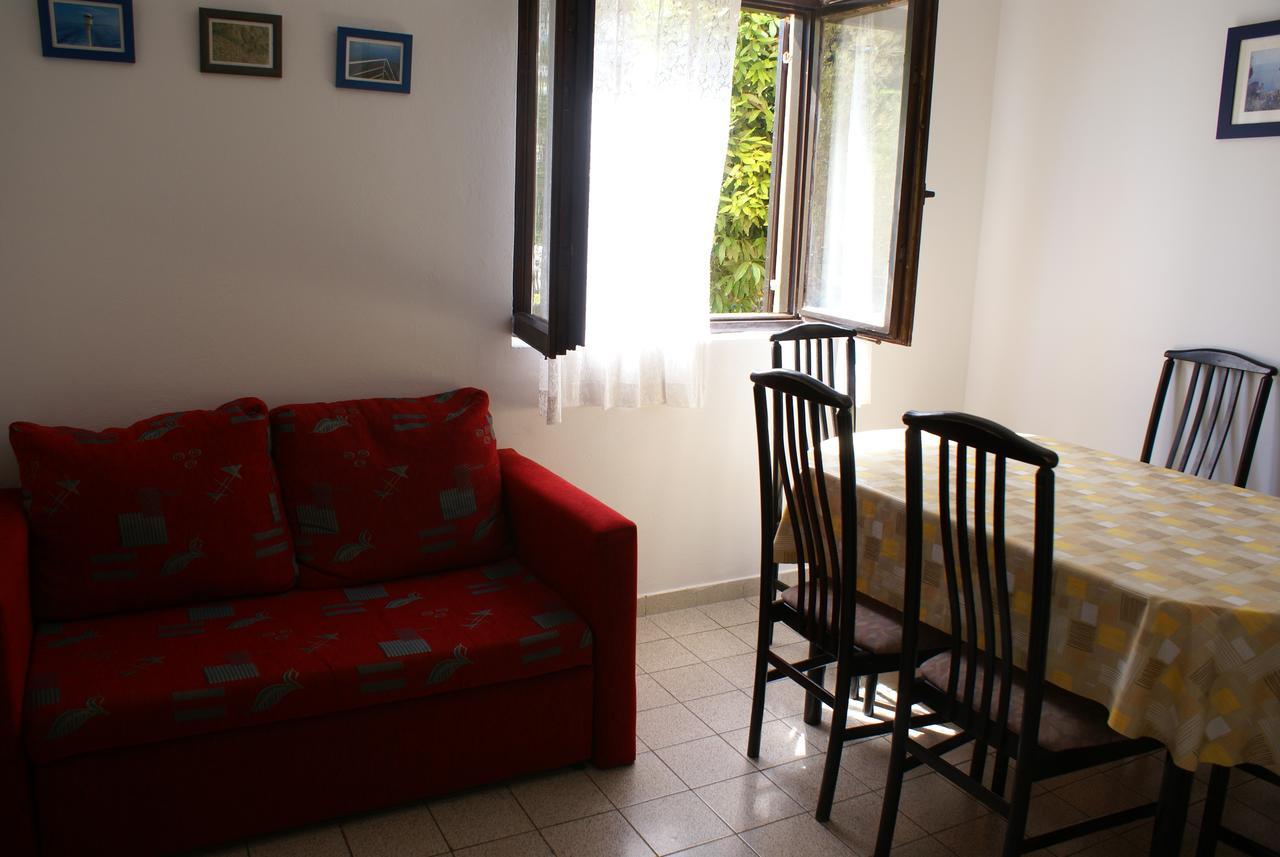 Apartment Ana M Krk Town Eksteriør billede