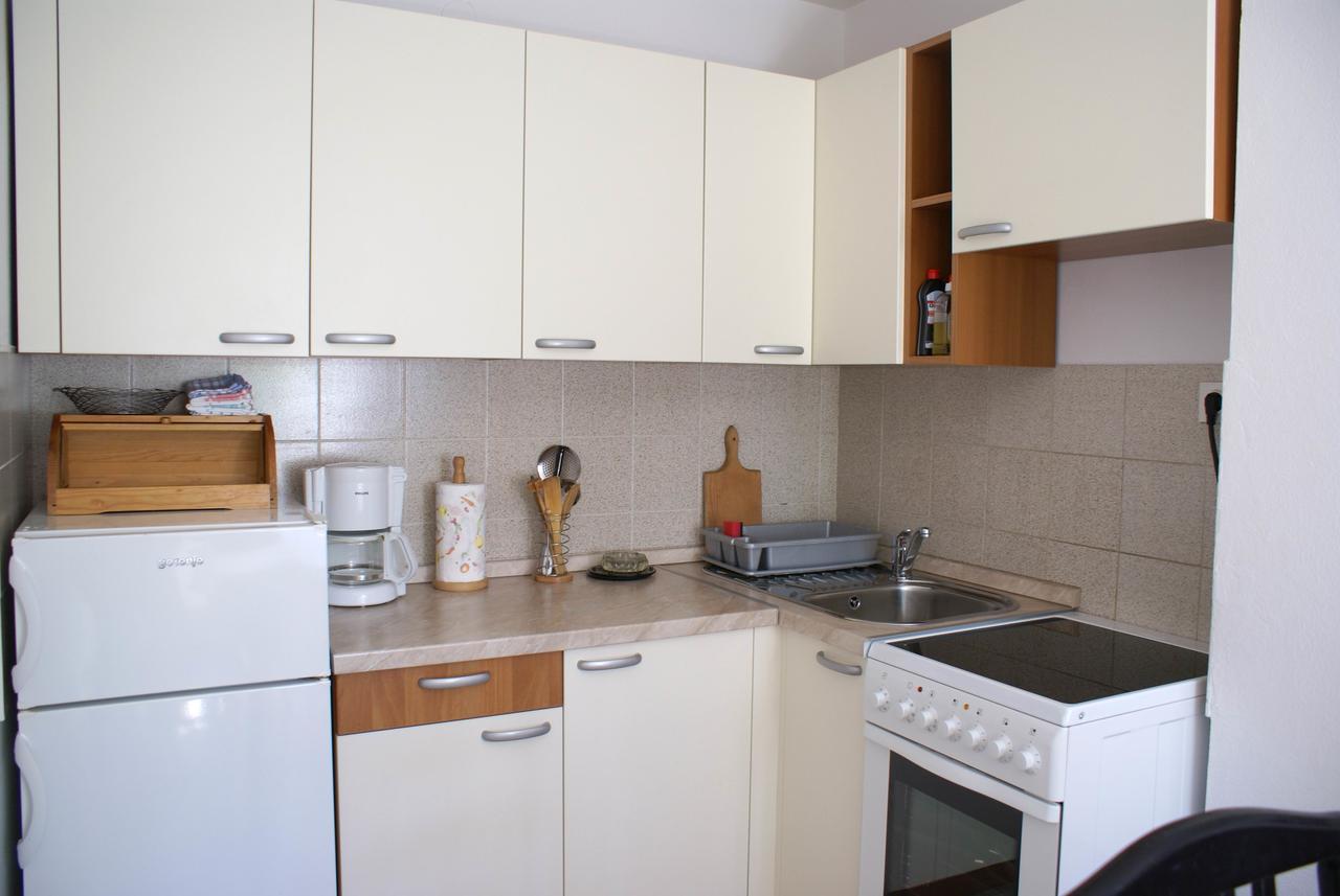 Apartment Ana M Krk Town Eksteriør billede