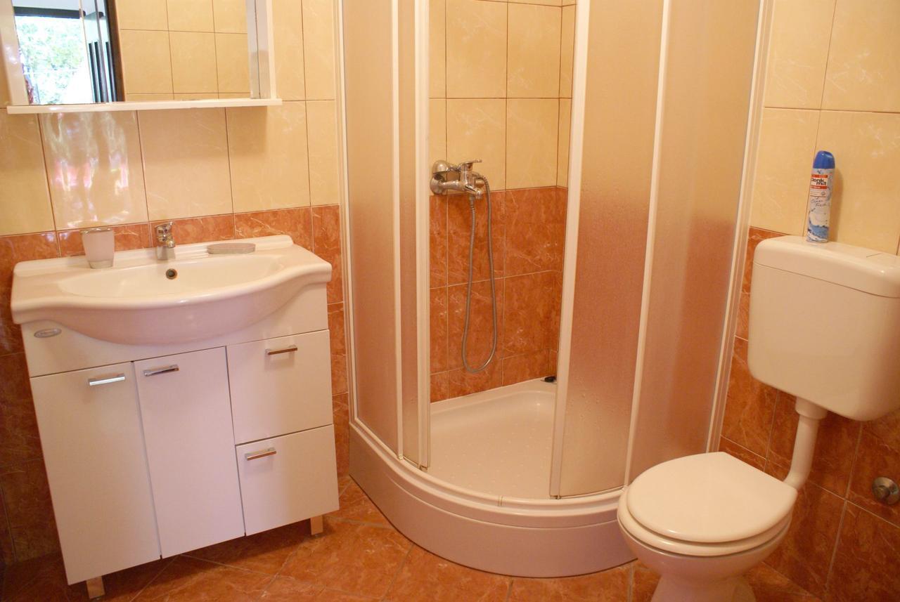 Apartment Ana M Krk Town Eksteriør billede